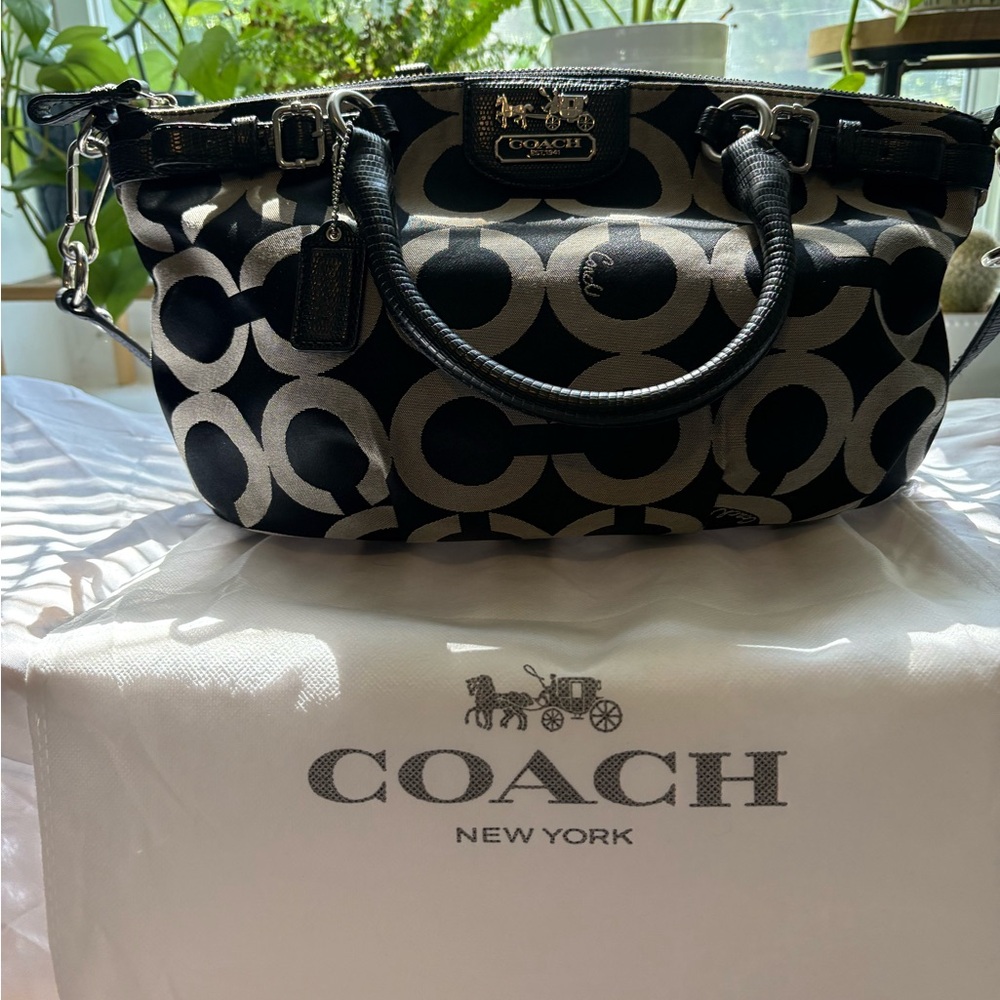 Coach Black and Beige Signature Canvas Shoulder Bag